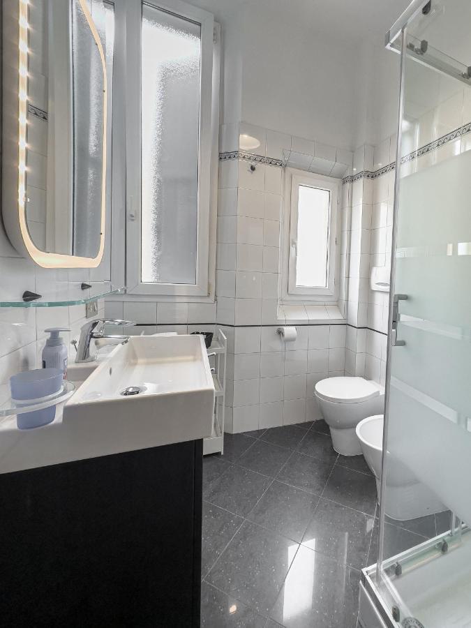 Realkasa Carracci Apartment Bologna Esterno foto