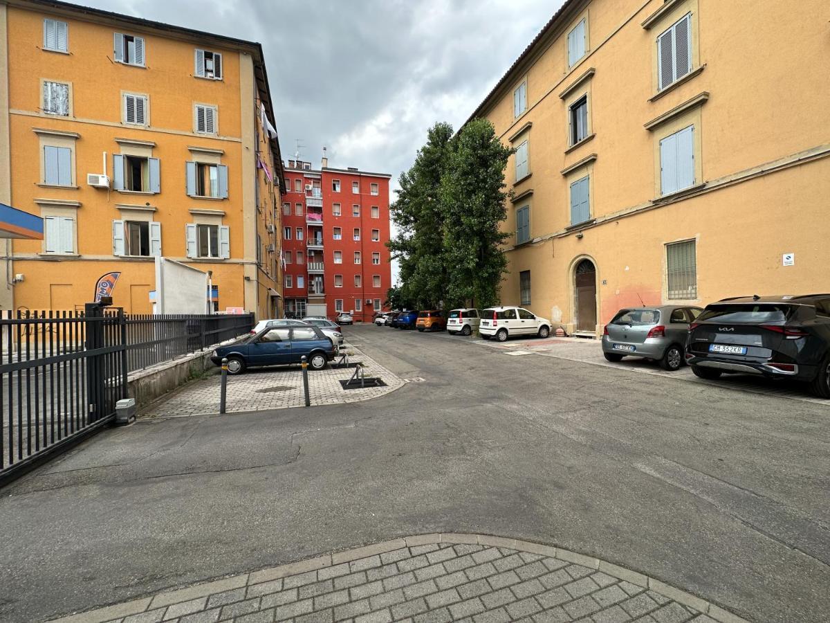 Realkasa Carracci Apartment Bologna Esterno foto